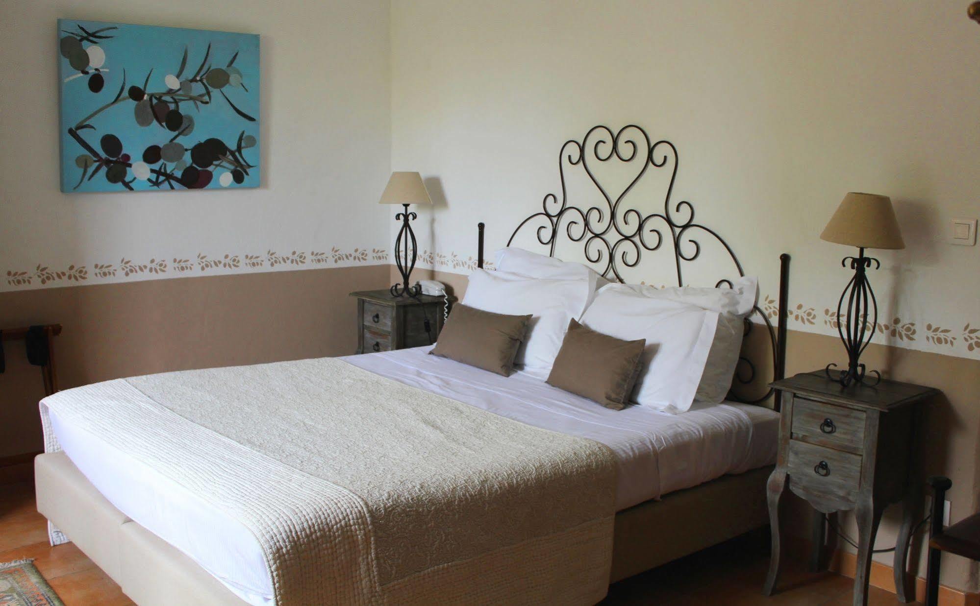 Hotel La Bastide D'Eygalieres Eksteriør bilde